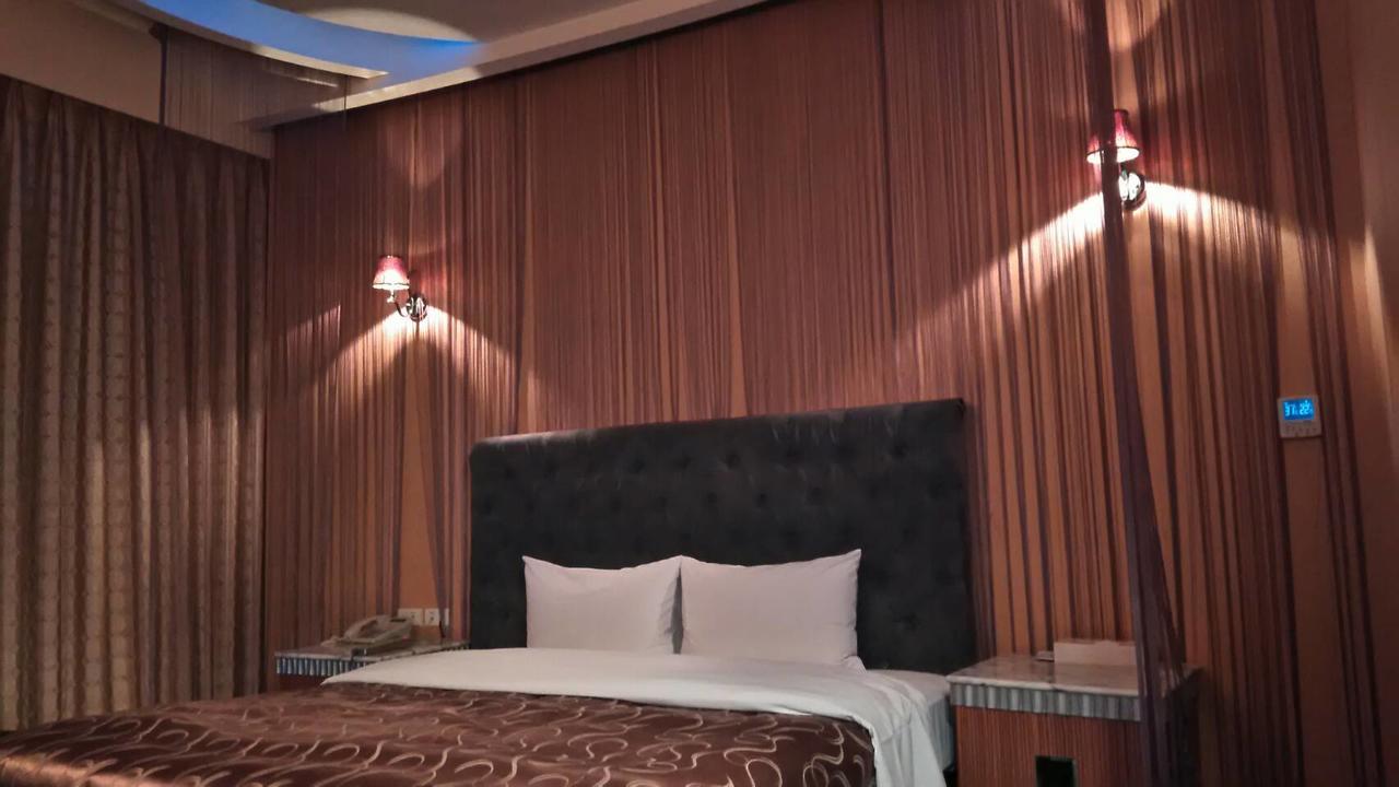 Michelle Motel Taichung Luaran gambar