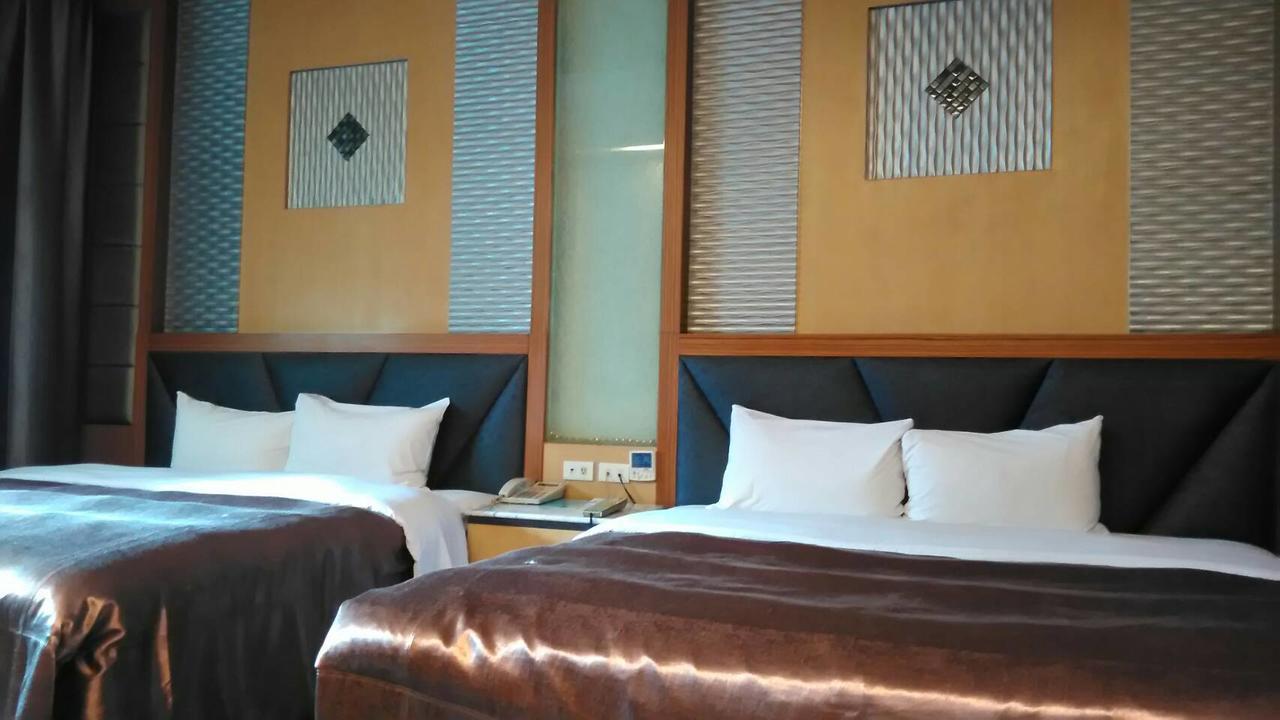 Michelle Motel Taichung Luaran gambar