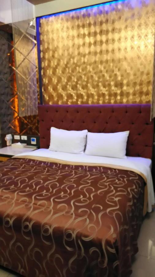 Michelle Motel Taichung Luaran gambar